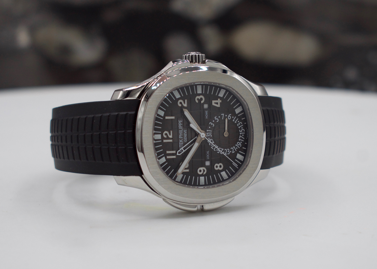 Patek Philippe Patek Aquanaut - Travel timer - 5164 | Black Venom ...